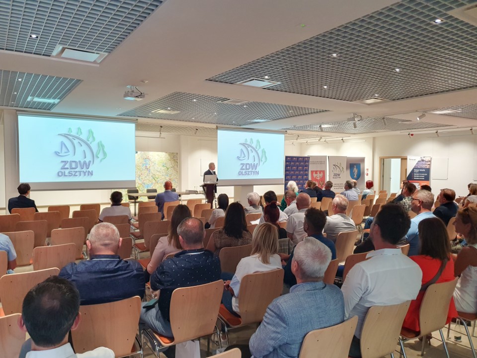 e2930af7 5224 4686 a542 b2911538dae2